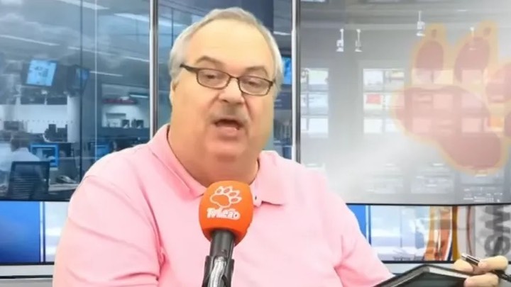 Gilberto Barros Gilberto Barros é condenado a dois anos de prisão - Libraria News